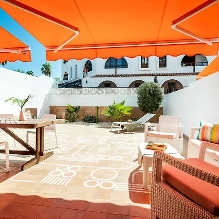 Parque Santiago 1 Ground Floor Garden Апартаменты