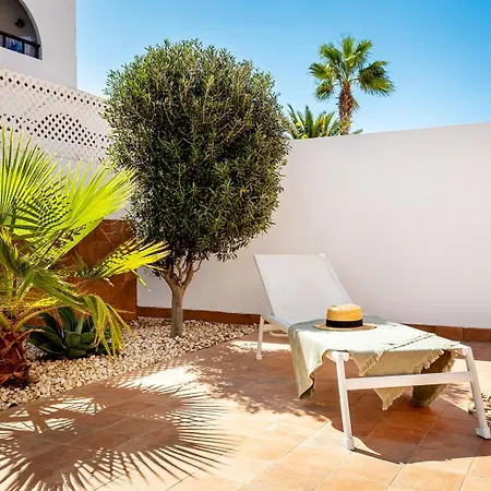 Апартаменты Parque Santiago 1 Ground Floor Garden